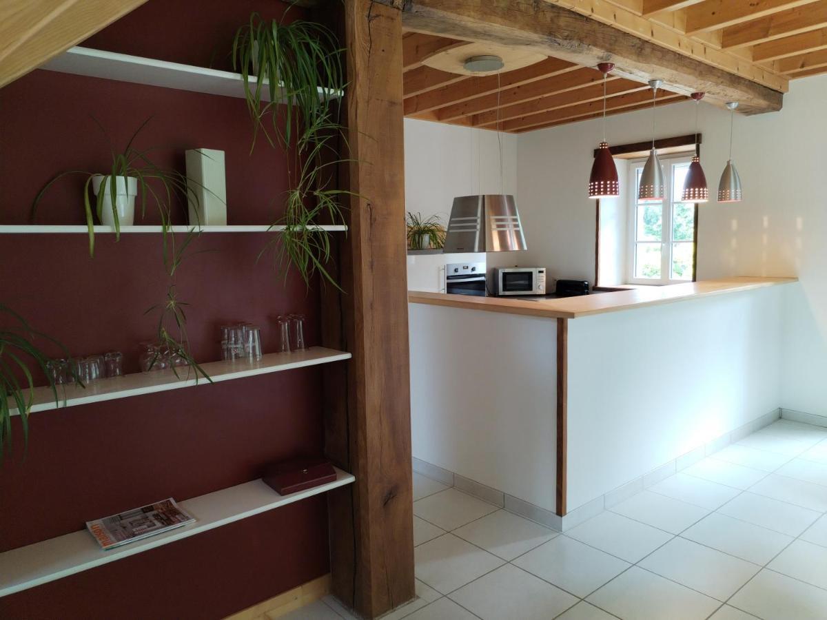 Fenioux  La Maison Pres Du Ruisseau מראה חיצוני תמונה